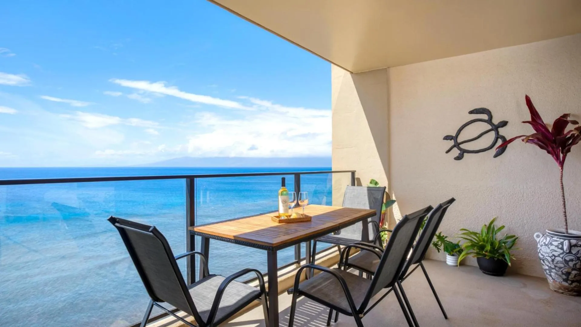 Apartmán Kbm Resorts Free Car Mahana Oceanfront 1-Bedroom Penthouse With Gorgeous Sunsets Mah-1006